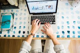 “A blogger conversation.”