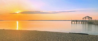 Landscape photography of a&nbsp;pier.